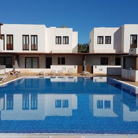 Comfy Duplex In Puerto Calero Apartment Luaran gambar