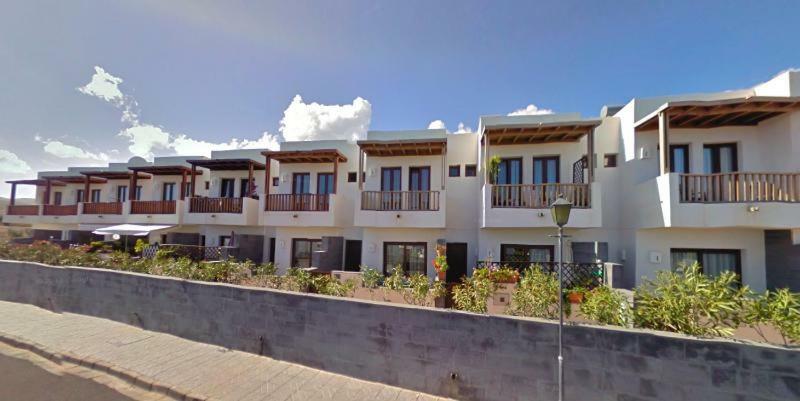 Comfy Duplex In Puerto Calero Apartment Luaran gambar