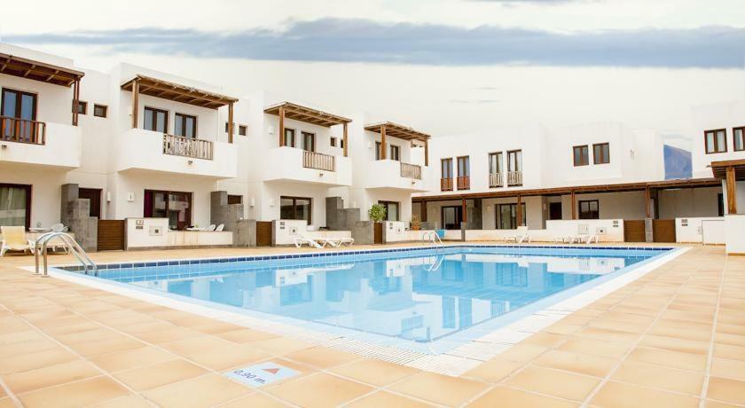 Comfy Duplex In Puerto Calero Apartment Luaran gambar