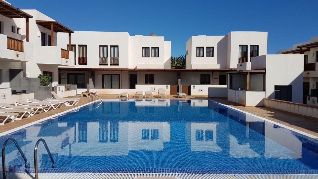 Comfy Duplex In Puerto Calero Apartment Luaran gambar